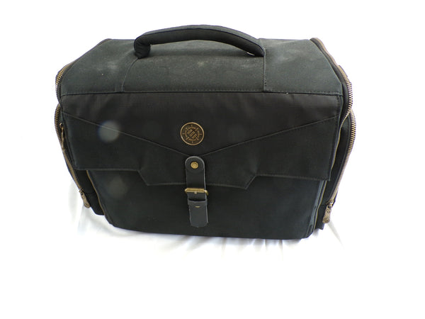 Enhance Miniatures Figure Vault Carrying Case