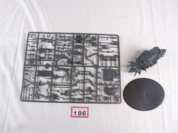 Stegadon / Engine of the Gods