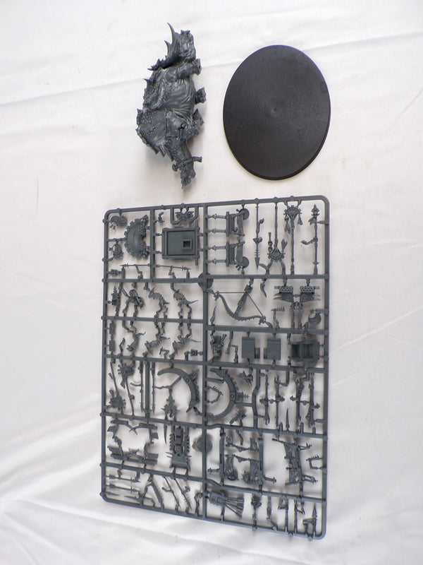 Stegadon / Engine of the Gods