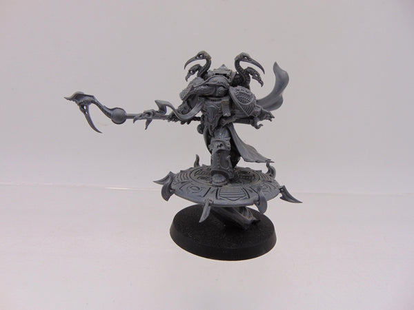 Exalted Sorcerer on Disc of Tzeentch