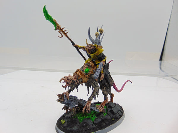 Clawlord on Gnaw-beast