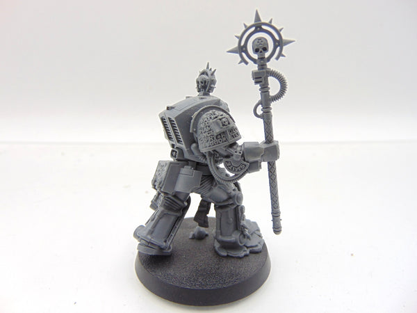 Librarian in Terminator Armour