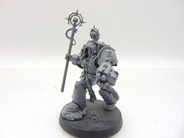 Librarian in Terminator Armour