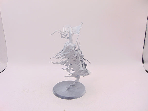 Kurdoss Valentian, The Craven King