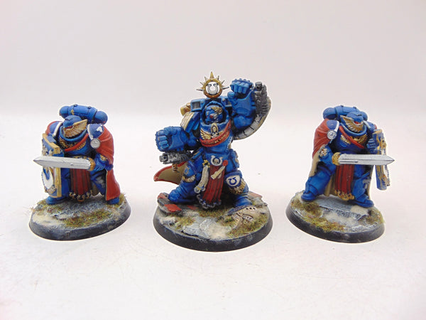 Marneus Calgar with Victrix Honour Guard
