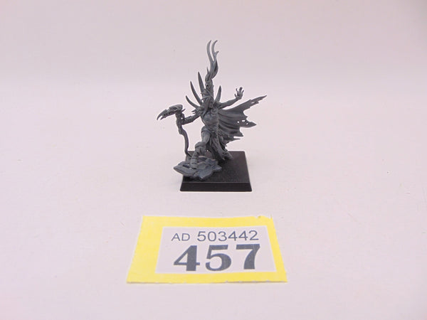 Theddra Skull-Scryer