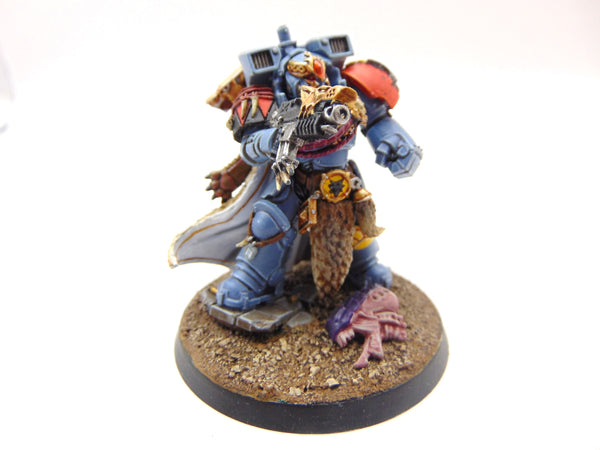 Primaris Captain in Gravis Armour Conversion