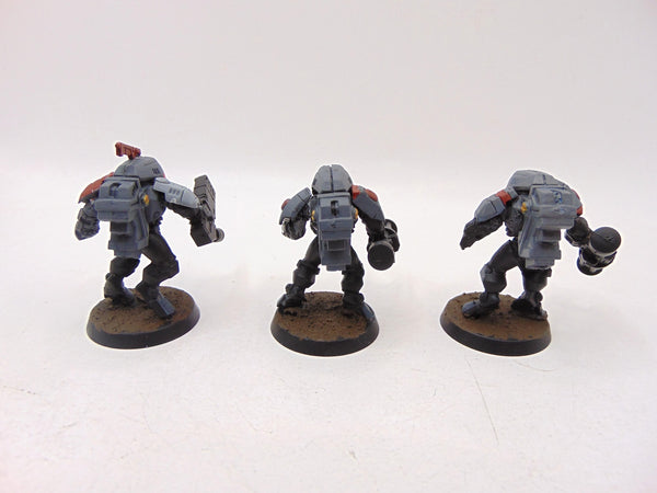 XV25 Stealth Battlesuits