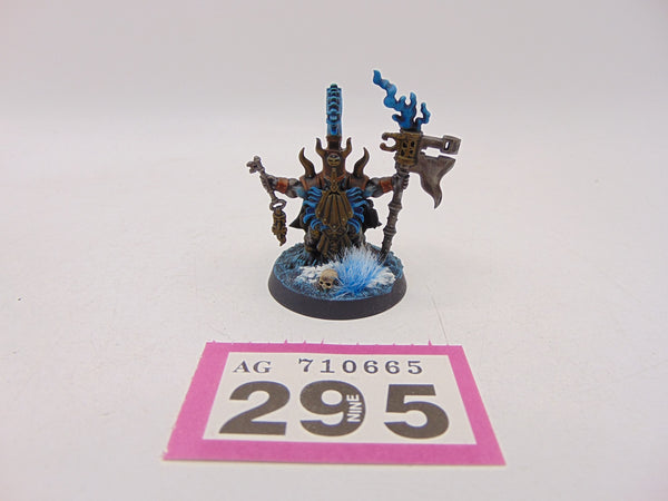 Auric Runesmiter