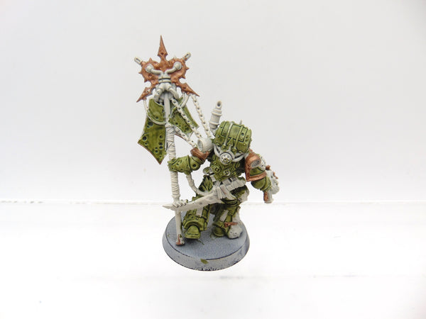 Plague Marine Icon Bearer