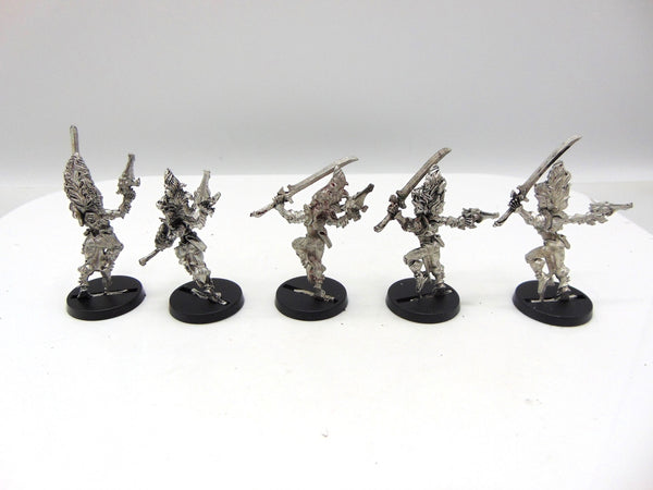 Howling Banshees