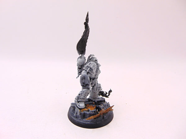 Castellan Crowe