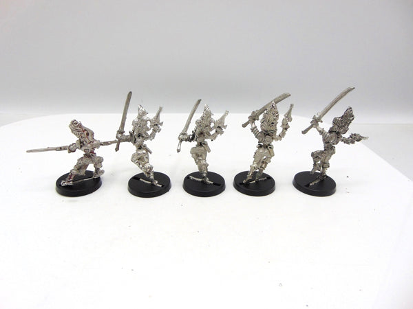 Howling Banshees with Exarch