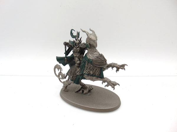 Lord Arcanum on Gryph Charger