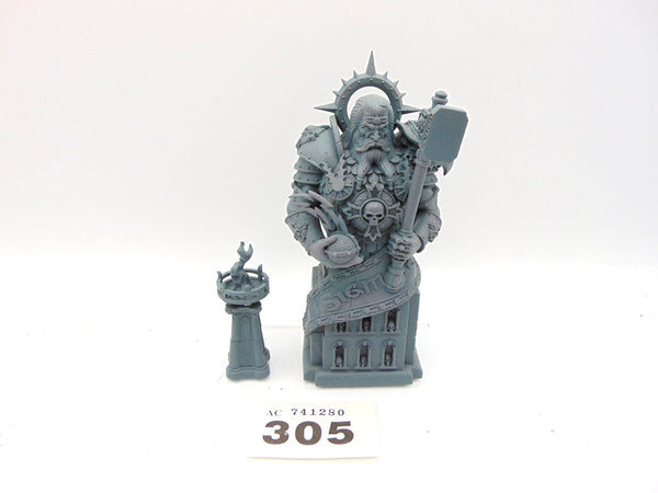 Timeworn Ruins Statue