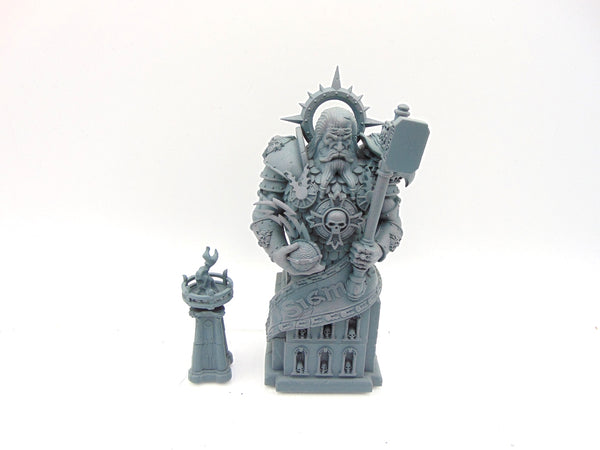 Timeworn Ruins Statue