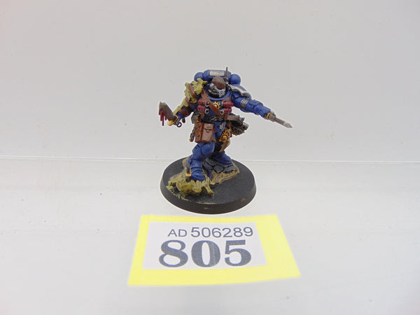 Primaris Lieutenant with Combi Weapon