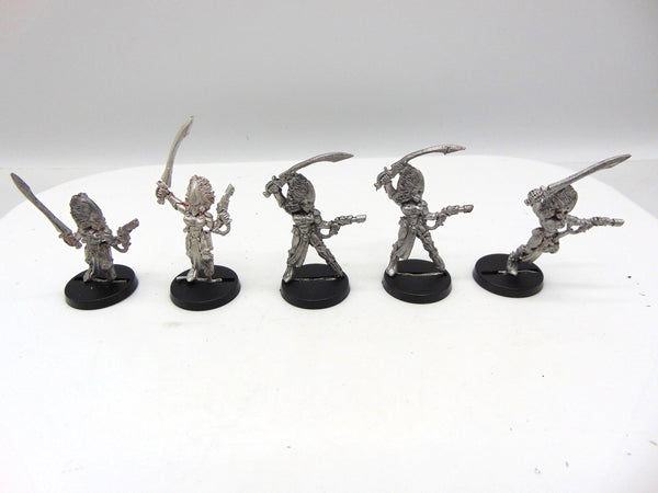 Howling Banshees