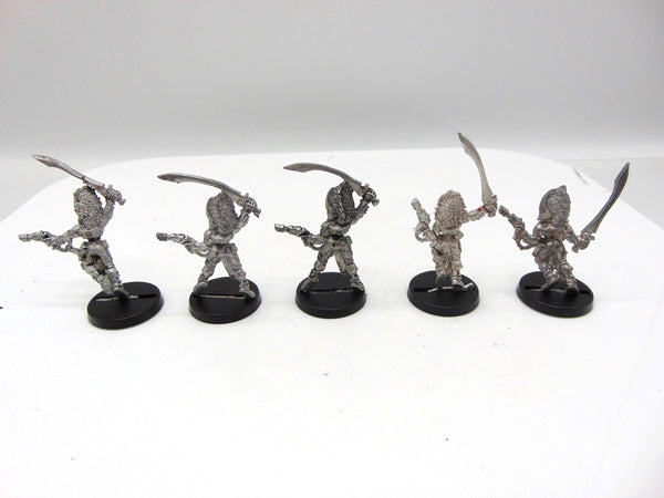 Howling Banshees