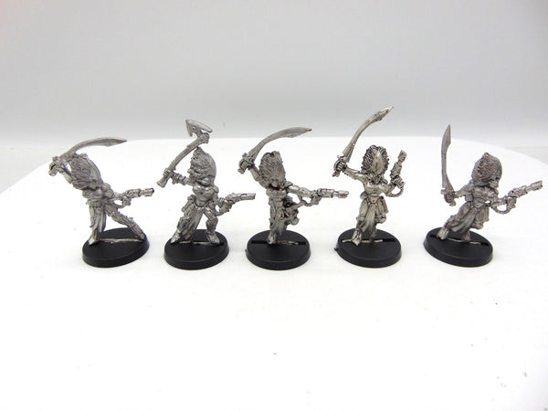 Howling Banshees with Exarch