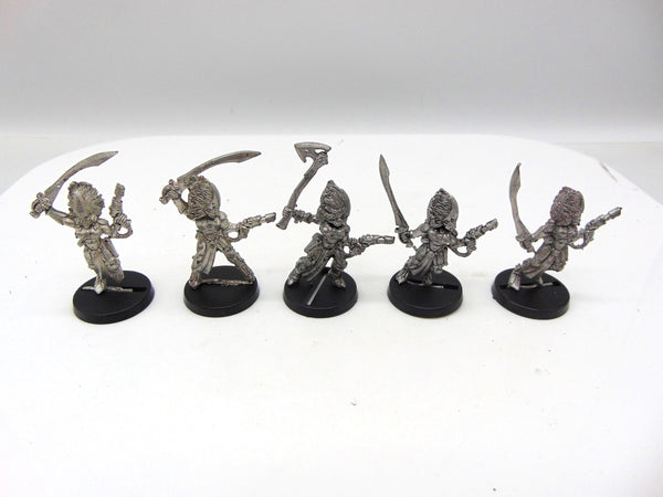 Howling Banshees with Exarch
