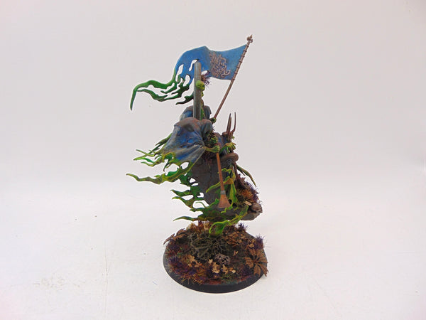Kurdoss Valentian, The Craven King