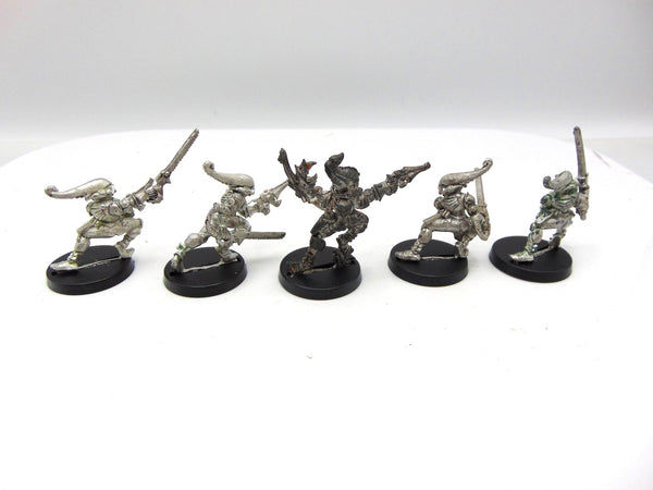 Striking Scorpions with Exarch