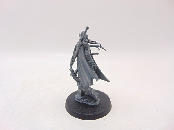 Cado Ezechiar - The Hollow King