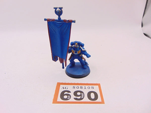 Ultramarines Standard Bearer
