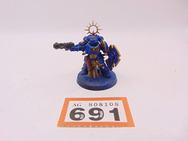 Primaris Lieutenant with Storm Shield