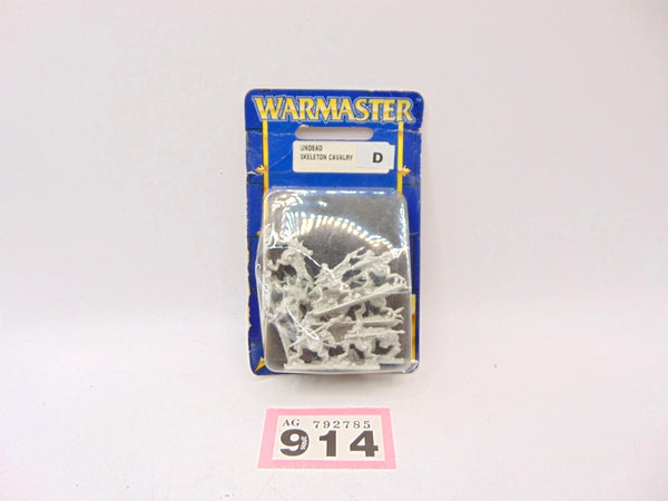 Warmaster: Undead Skeleton Cavalry