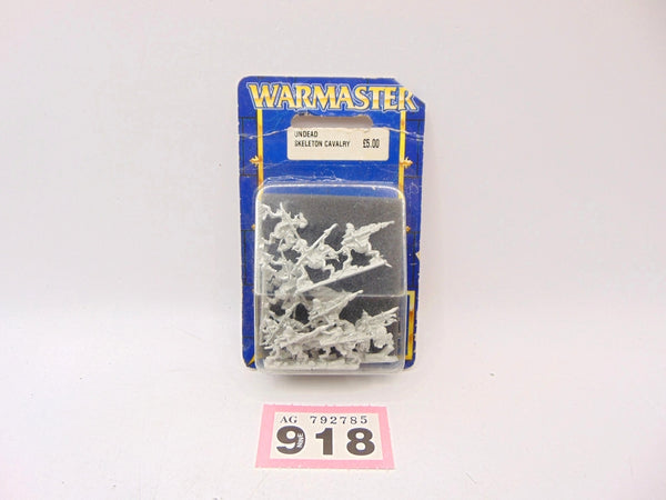 Warmaster: Undead Skeleton Cavalry