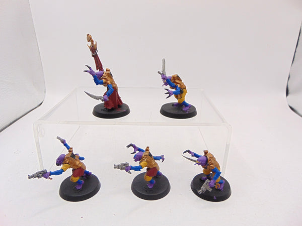 Acolyte Hybrids