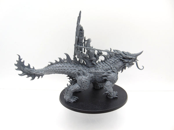Auric Runeson on Magmadroth