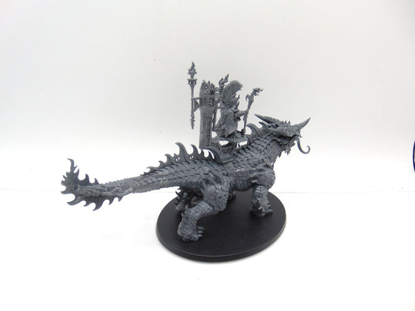 Auric Runesmiter on Magmadroth