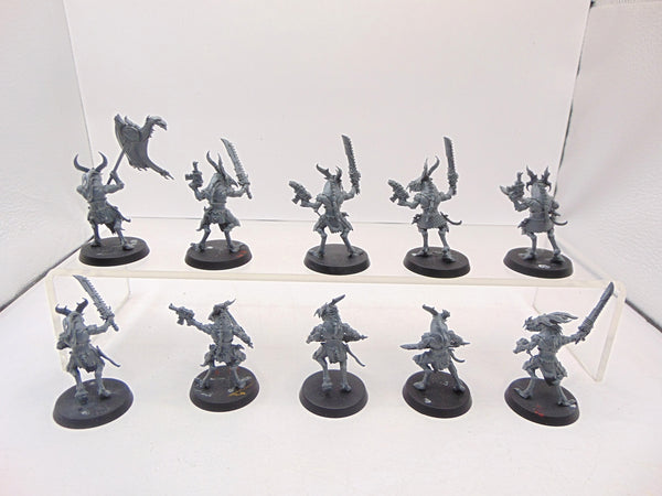 Tzaangor with Chainswords