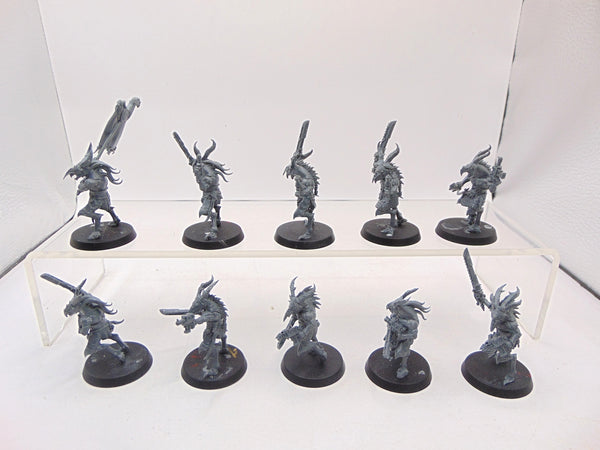 Tzaangor with Chainswords