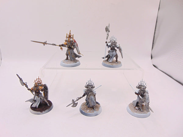 Celestian Sacresants