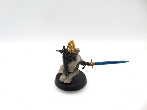 Canoness
