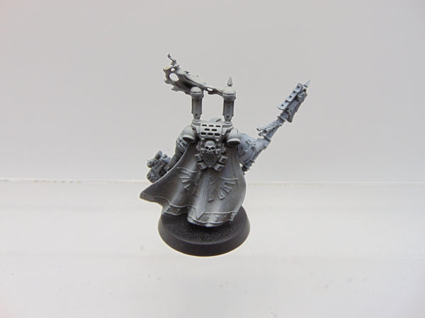 Interrogator Chaplain Seraphicus