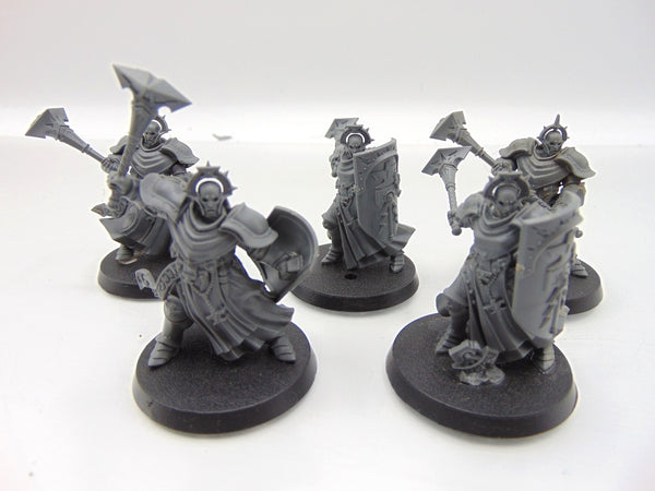 Sequitors
