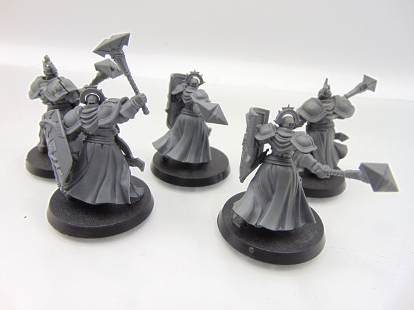 Sequitors