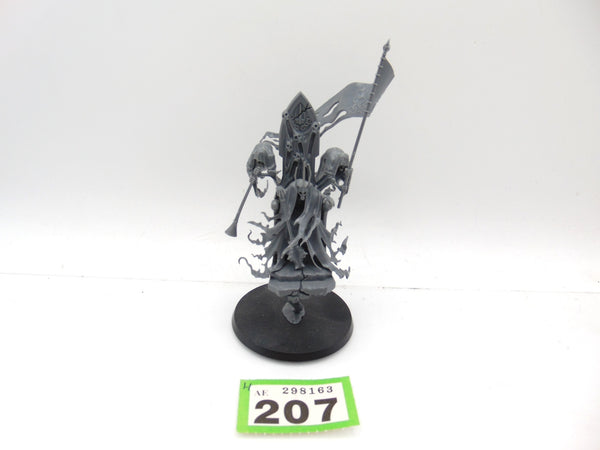 Kurdoss Valentian, The Craven King