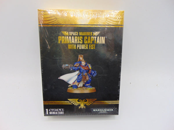 Primaris Captain with Power Fist