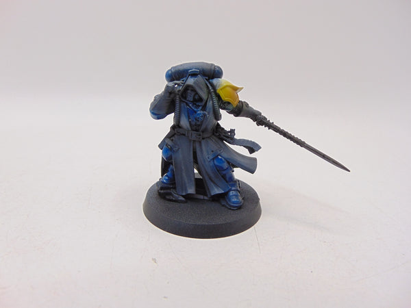 Primaris Librarian in Phobos Armour