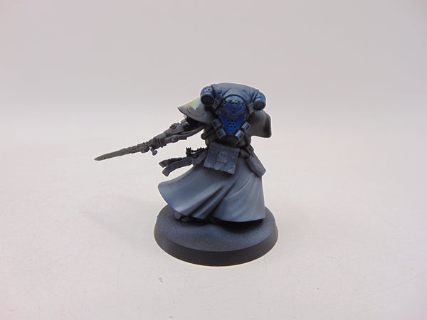 Primaris Librarian in Phobos Armour