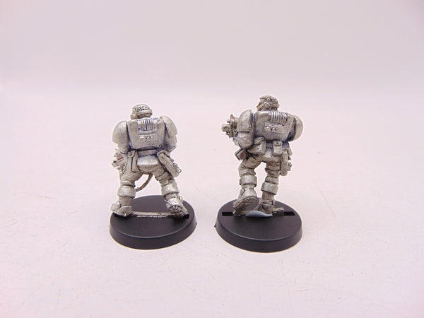 Scouts with Bolt Gun