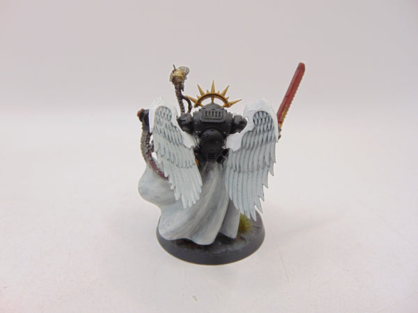 Primaris Captain in Gravis Armour