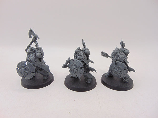 Wolf Guard Headtakers