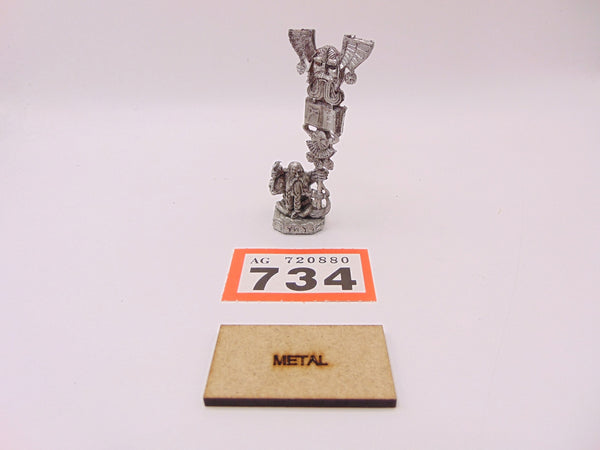 Dwarf Army Standard Bearer